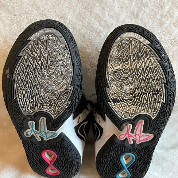 Nike Kyrie Infinity Size 7.5 - Picture 6 of 9